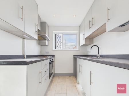 2 bedroom Semi-detached bungalow to let in Lan Coed, Winch Wen, Swansea, SA1