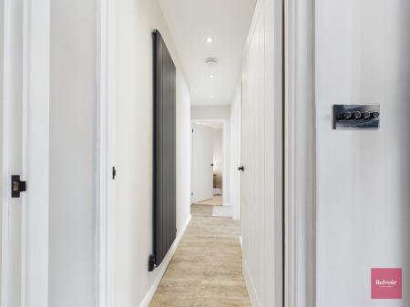 3 bedroom Flat for sale in Oak Ridge, Sketty, Swansea, SA2