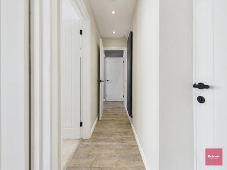 3 bedroom Flat for sale in Oak Ridge, Sketty, Swansea, SA2