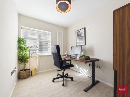3 bedroom Flat for sale in Oak Ridge, Sketty, Swansea, SA2