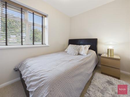 3 bedroom Flat for sale in Oak Ridge, Sketty, Swansea, SA2