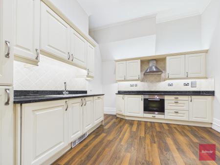 2 bedroom Flat to let in Langland Bay Manor, Langland, Swansea, SA3