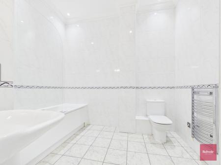 2 bedroom Flat to let in Langland Bay Manor, Langland, Swansea, SA3