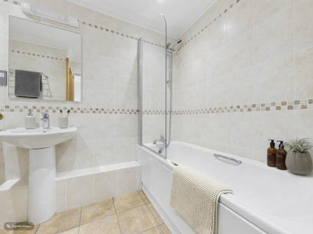 2 bedroom Flat for sale in Langland Bay Manor Langland Bay Road, Langland, Swansea, SA3