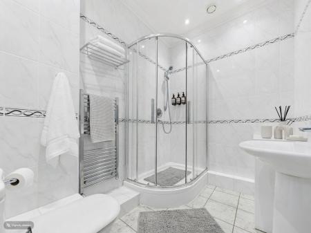 2 bedroom Flat for sale in Langland Bay Manor Langland Bay Road, Langland, Swansea, SA3