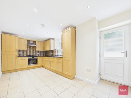 3 bedroom Semi-detached house to let in New Road, Ynysmeudwy, Pontardawe, Swansea, SA8