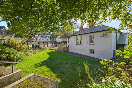 2 bedroom Bungalow for sale in Langland Road, Mumbles, Swansea, SA3