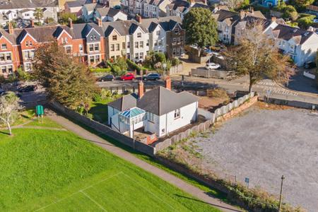 2 bedroom Bungalow for sale in Langland Road, Mumbles, Swansea, SA3
