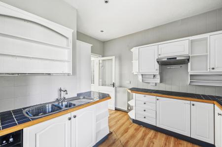 2 bedroom Bungalow for sale in Langland Road, Mumbles, Swansea, SA3