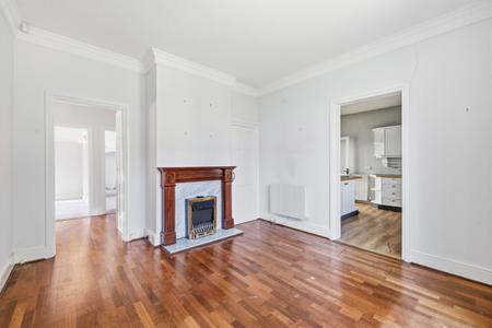 2 bedroom Bungalow for sale in Langland Road, Mumbles, Swansea, SA3