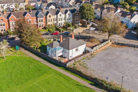 2 bedroom Bungalow for sale in Langland Road, Mumbles, Swansea, SA3