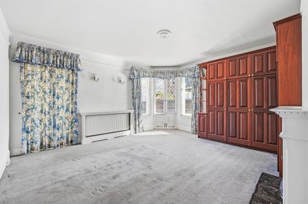 2 bedroom Bungalow for sale in Langland Road, Mumbles, Swansea, SA3