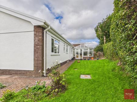 2 bedroom Detached house for sale in Withy Park, Bishopston, Swansea, SA3