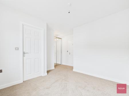 4 bedroom Town house to let in Phoebe Road, Copper Quarter, Swansea, SA1