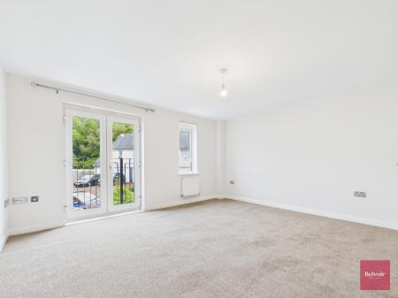 4 bedroom Town house to let in Phoebe Road, Copper Quarter, Swansea, SA1