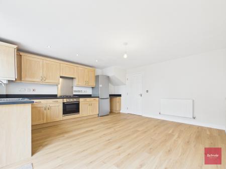 4 bedroom Town house to let in Phoebe Road, Copper Quarter, Swansea, SA1
