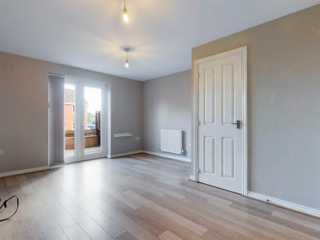 2 bedroom Semi-detached house to let in Brynffordd, Townhill, Swansea, SA1