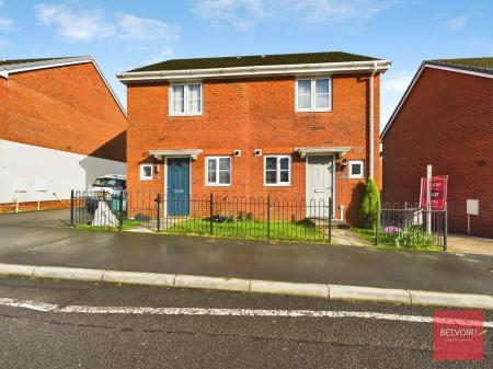 2 bedroom Semi-detached house to let in Brynffordd, Townhill, Swansea, SA1