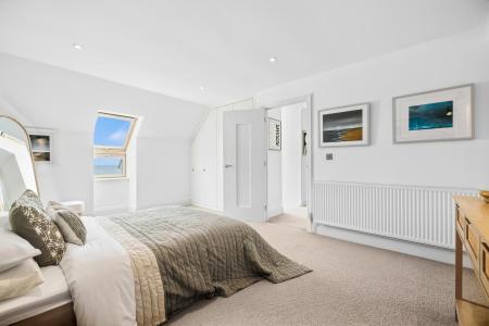 3 bedroom Detached house for sale in Aelybryn, Mumbles, Swansea, SA3