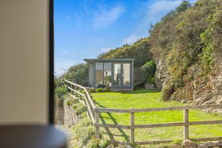 3 bedroom Detached house for sale in Aelybryn, Mumbles, Swansea, SA3