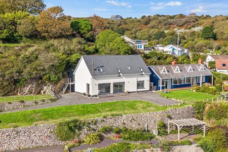 3 bedroom Detached house for sale in Aelybryn, Mumbles, Swansea, SA3