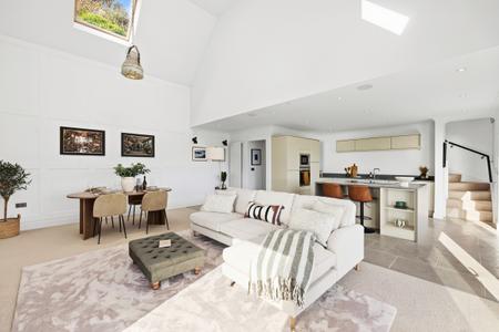 3 bedroom Detached house for sale in Aelybryn, Mumbles, Swansea, SA3