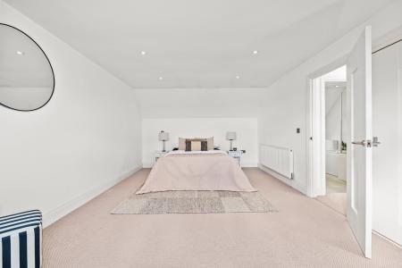 3 bedroom Detached house for sale in Aelybryn, Mumbles, Swansea, SA3