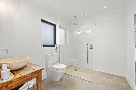 3 bedroom Detached house for sale in Aelybryn, Mumbles, Swansea, SA3