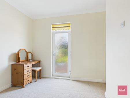 2 bedroom Semi-detached house for sale in West Cross Avenue, West Cross, Swansea, SA3