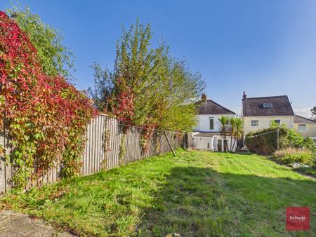2 bedroom Semi-detached house for sale in West Cross Avenue, West Cross, Swansea, SA3