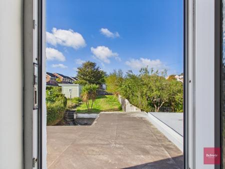 2 bedroom Semi-detached house for sale in West Cross Avenue, West Cross, Swansea, SA3