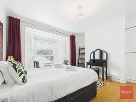 1 bedroom Ground floor flat to let in Langland Road, Mumbles, Swansea, SA3