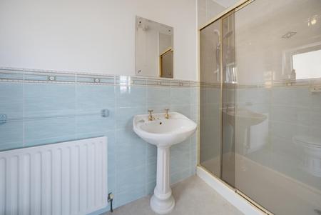 4 bedroom Detached house to let in Millands Close, Newton, Swansea, SA3
