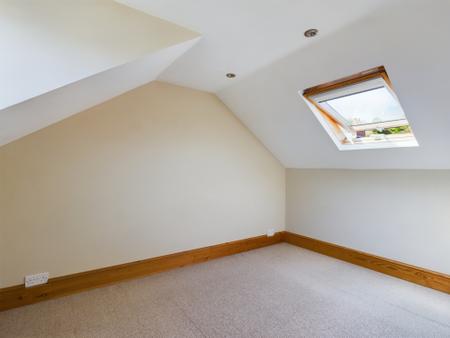 4 bedroom Terraced House to let in Kings Road, Mumbles, Swansea, SA3