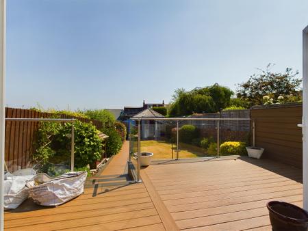 4 bedroom Terraced House to let in Kings Road, Mumbles, Swansea, SA3
