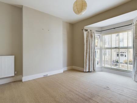 4 bedroom Terraced House to let in Kings Road, Mumbles, Swansea, SA3