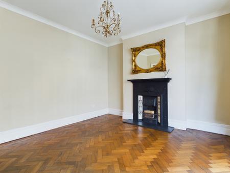 4 bedroom Terraced House to let in Kings Road, Mumbles, Swansea, SA3