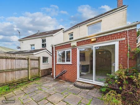 3 bedroom Detached house to let in Castle Road, Mumbles, Swansea, SA3