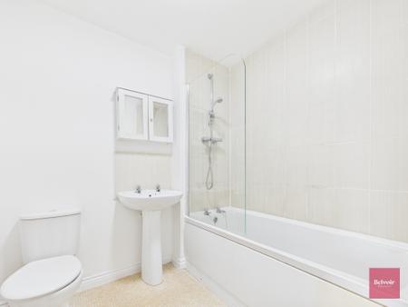 3 bedroom Town house to let in Gelli Grafog, Port Tennant, Swansea, SA1
