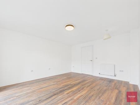 3 bedroom Town house to let in Gelli Grafog, Port Tennant, Swansea, SA1