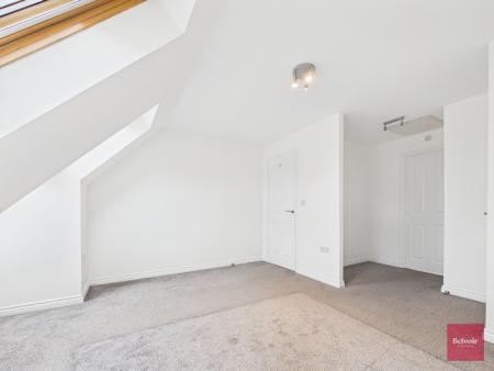 3 bedroom Town house to let in Gelli Grafog, Port Tennant, Swansea, SA1