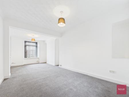 3 bedroom Terraced House to let in Dinas Street, Plasmarl, Swansea, SA6