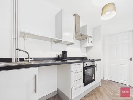 3 bedroom Terraced House to let in Dinas Street, Plasmarl, Swansea, SA6