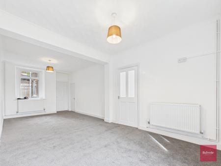3 bedroom Terraced House to let in Dinas Street, Plasmarl, Swansea, SA6