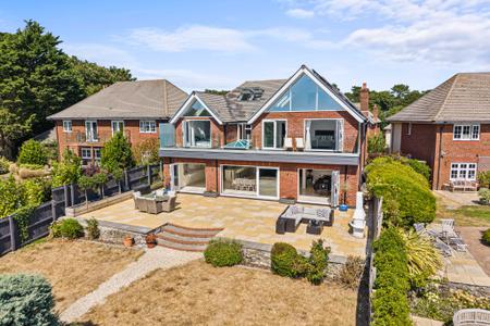 5 bedroom Detached house to let in Langland Grove, Langland, Swansea, SA3