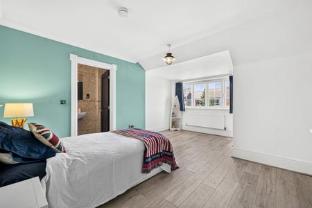 5 bedroom Detached house to let in Langland Grove, Langland, Swansea, SA3