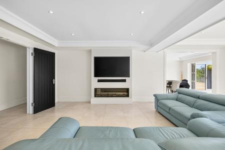 5 bedroom Detached house to let in Langland Grove, Langland, Swansea, SA3