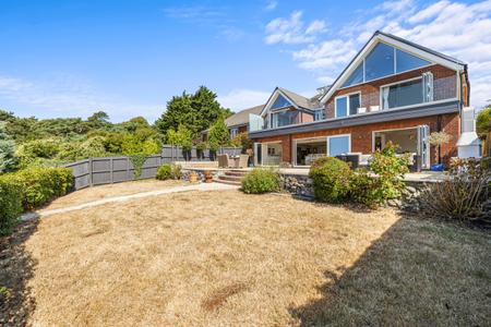 5 bedroom Detached house to let in Langland Grove, Langland, Swansea, SA3