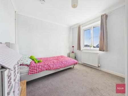 4 bedroom Semi-detached house for sale in Pen Y Fro, Dunvant, Swansea, SA2