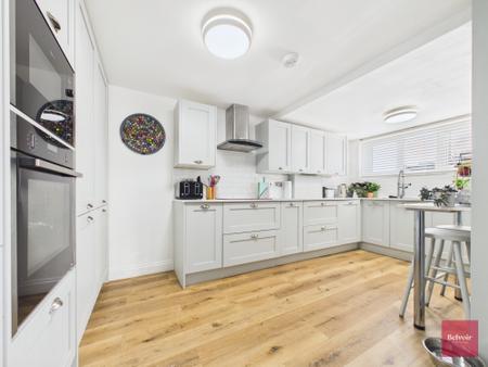 4 bedroom Semi-detached house for sale in Pen Y Fro, Dunvant, Swansea, SA2